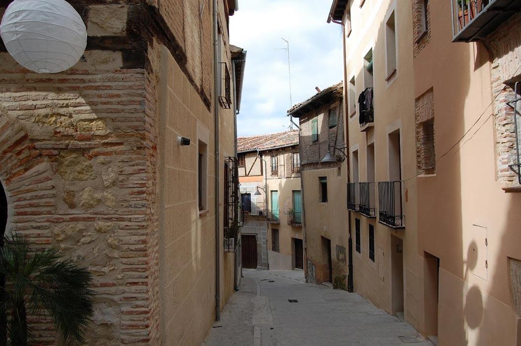 Free-Tour-Catedral-y-Alcazar-de-Segovia-7