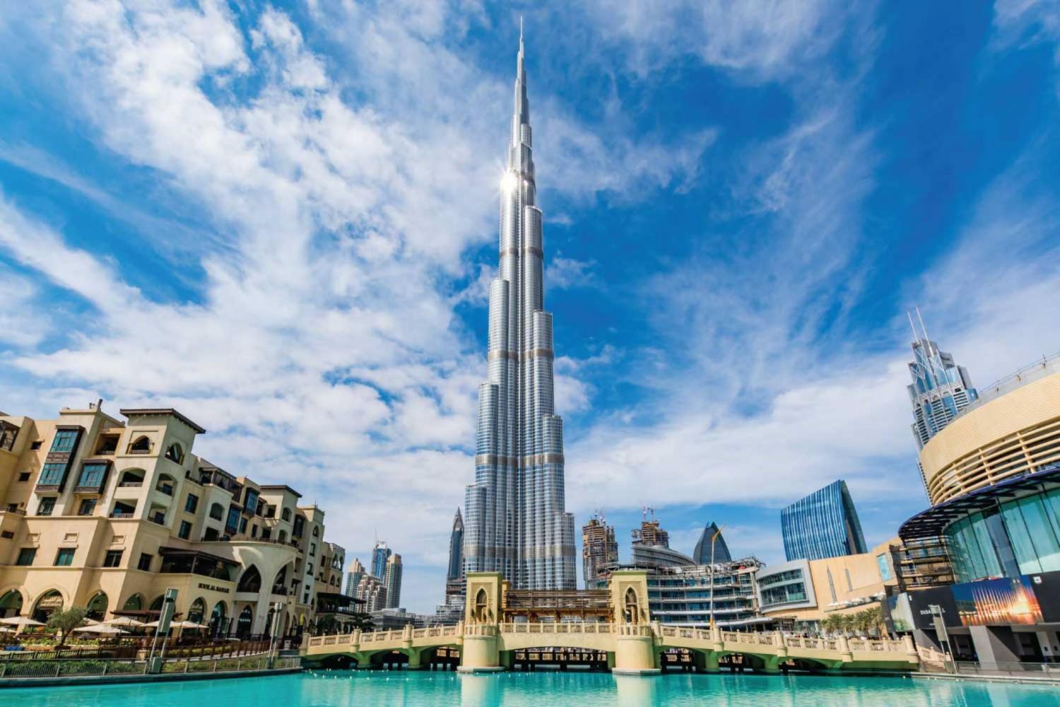 Dubai-full-day-Trip-with-Burj-Khalifa-4