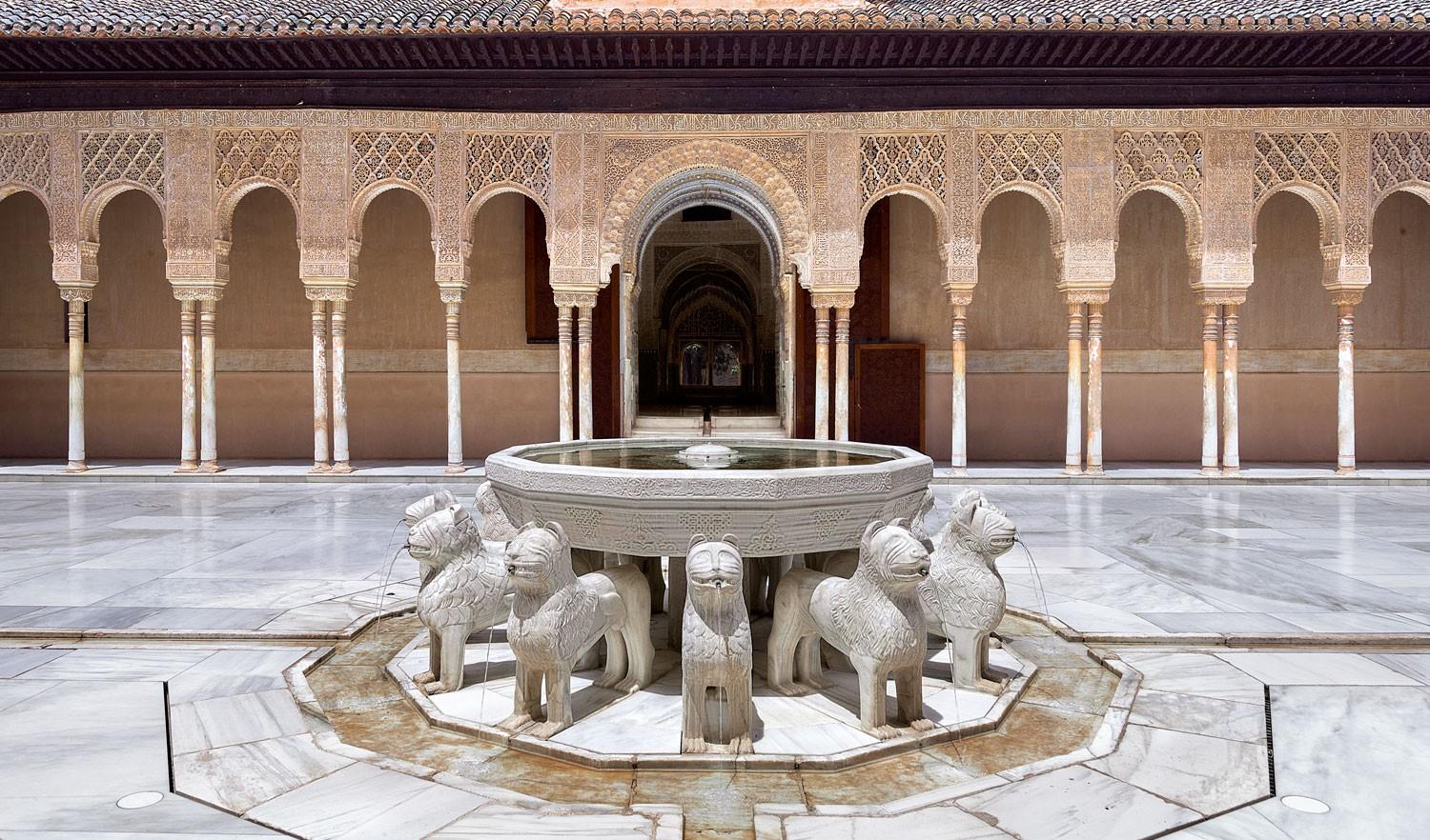 Visita Guiada a la Alhambra con Guía Oficial
