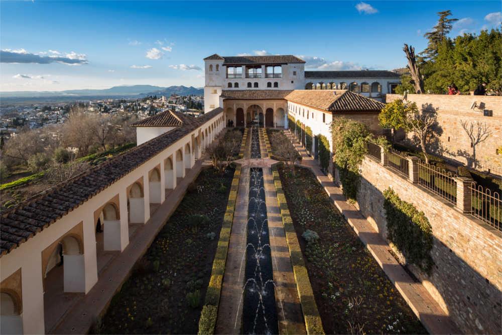 Visita-Guiada-a-la-Alhambra-con-Guia-Oficial-5