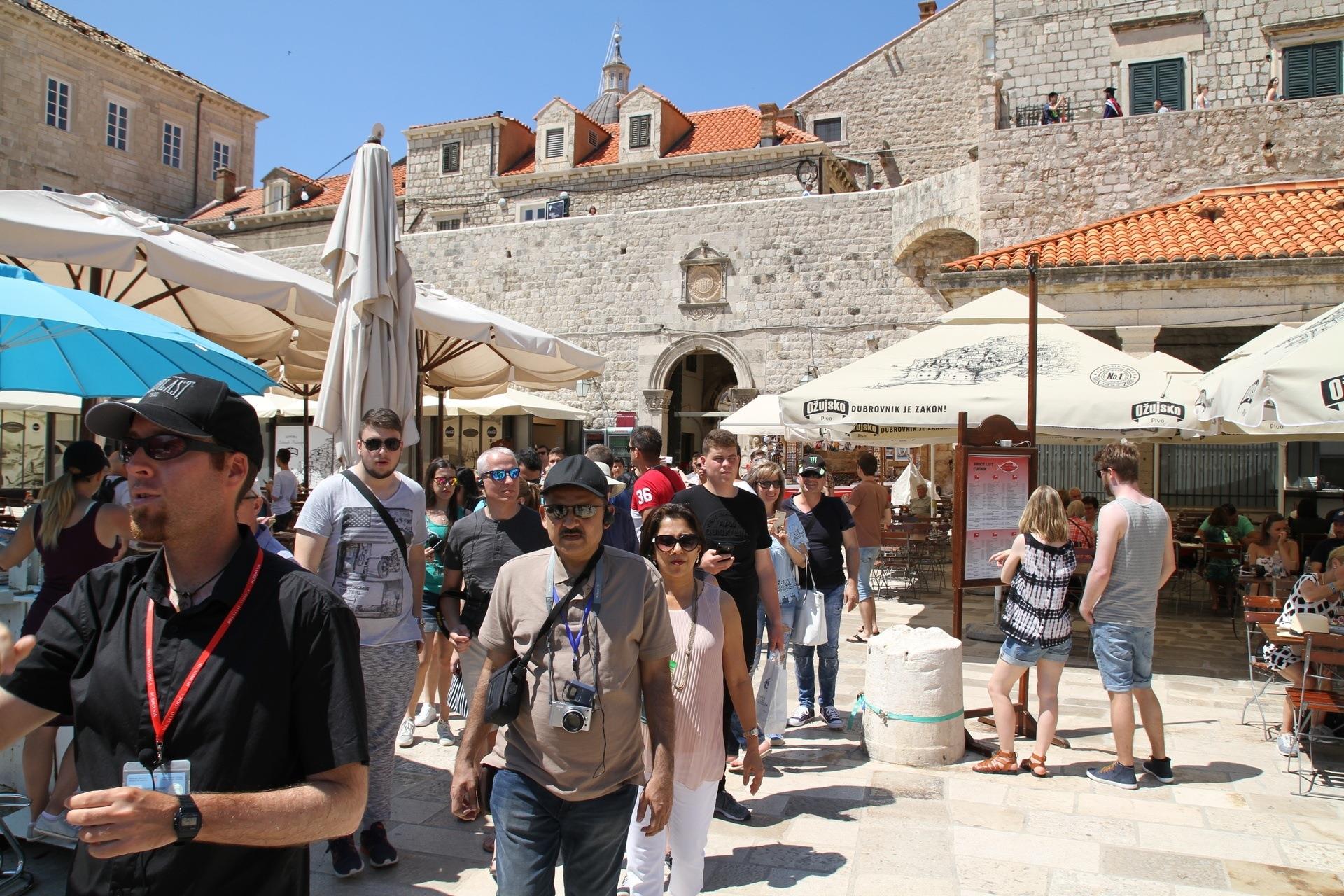 Tour-a-Pie-en-Dubrovnik:-Descubra-el-Casco-Viejo-6