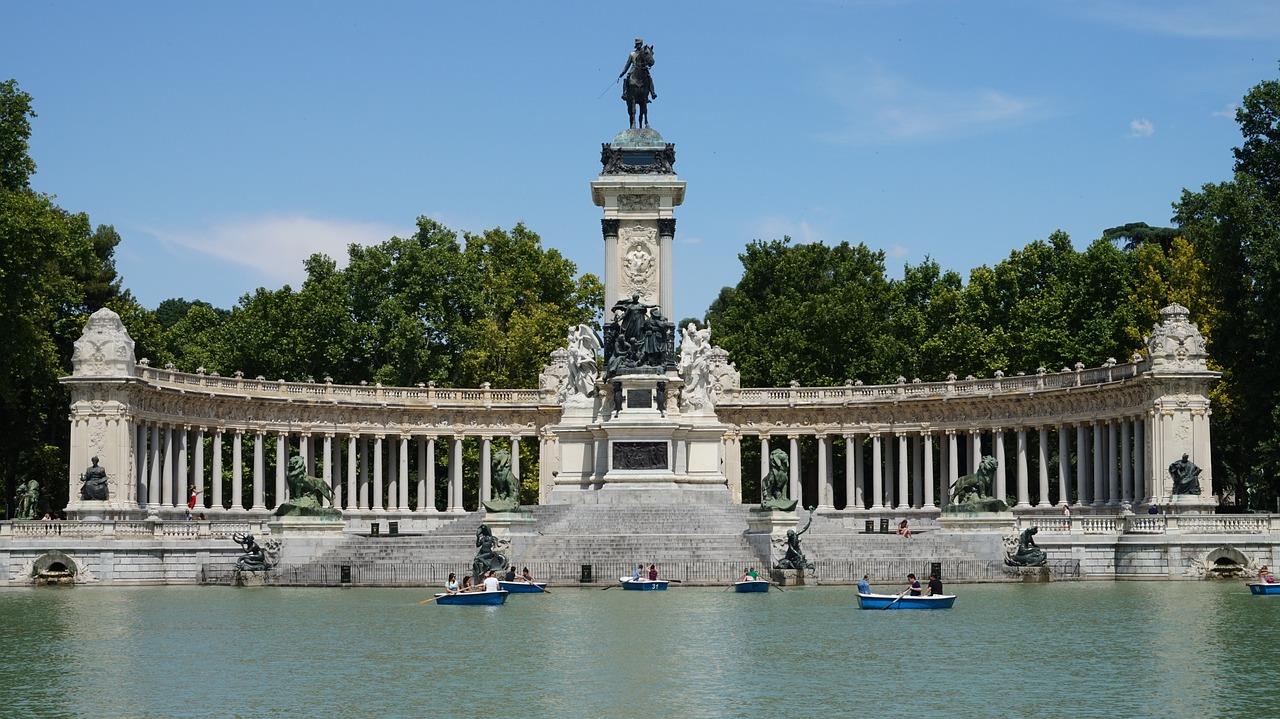 Private-Walking-Tour:-Introduction-to-Madrid-17