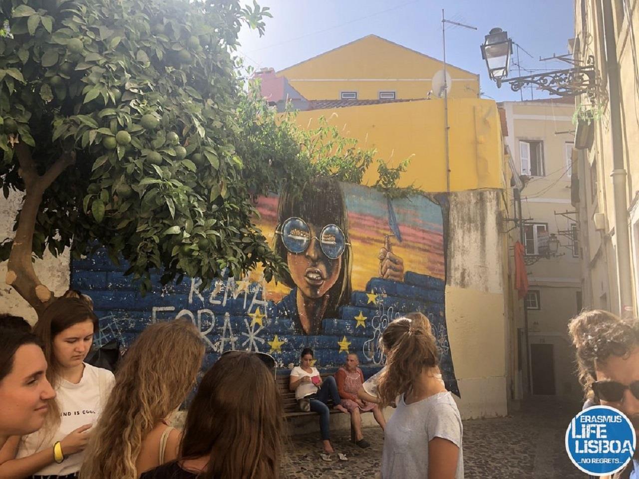 Lisbon-3-Hour-Street-Art-Tour-7