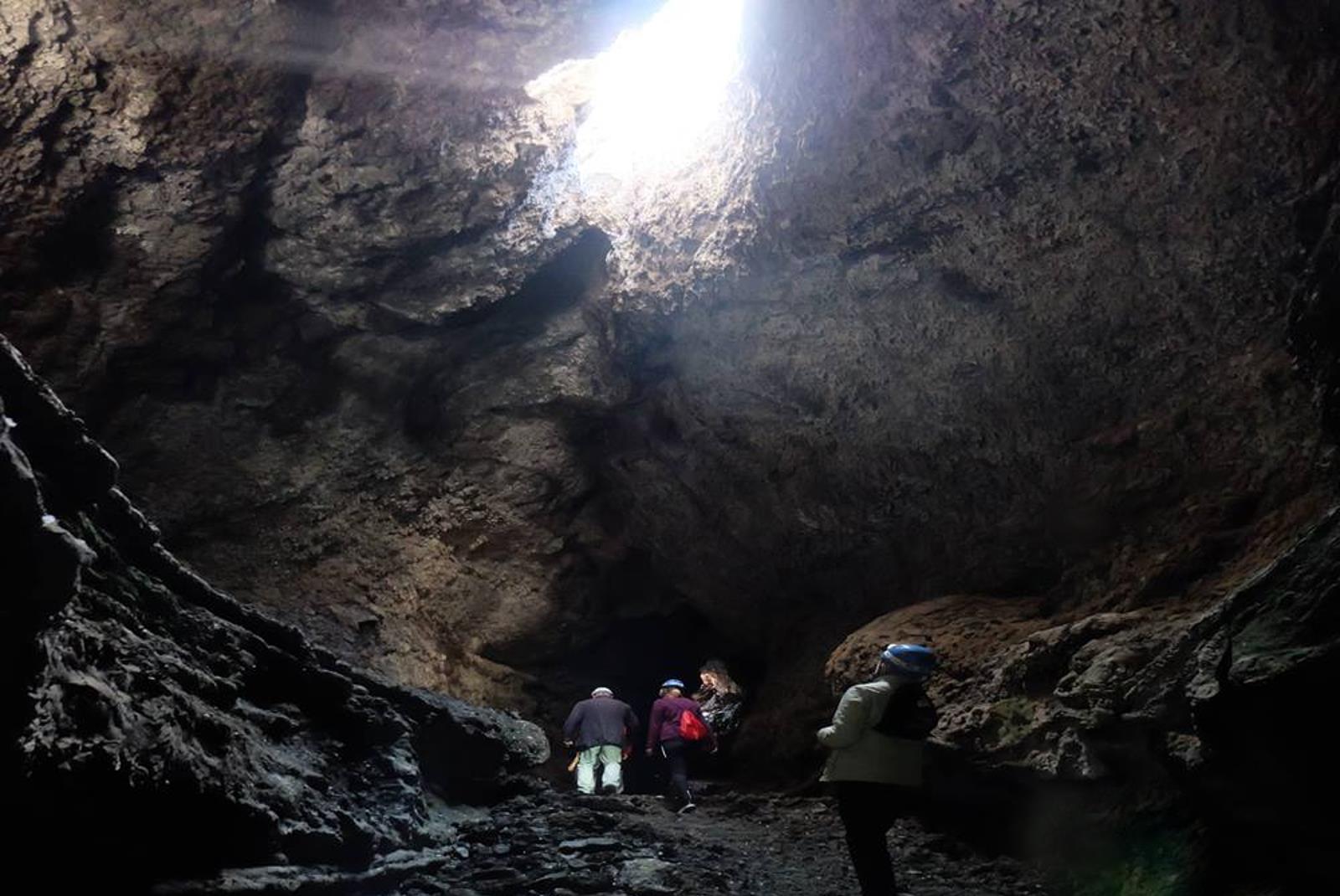 Speleology-Tour-in-Cueva-de-Las-Palomas-3