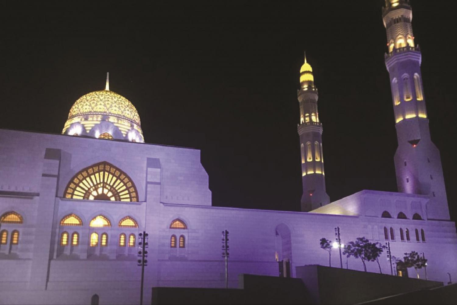 Muscat-by-Night-with-Local-Dinner-6