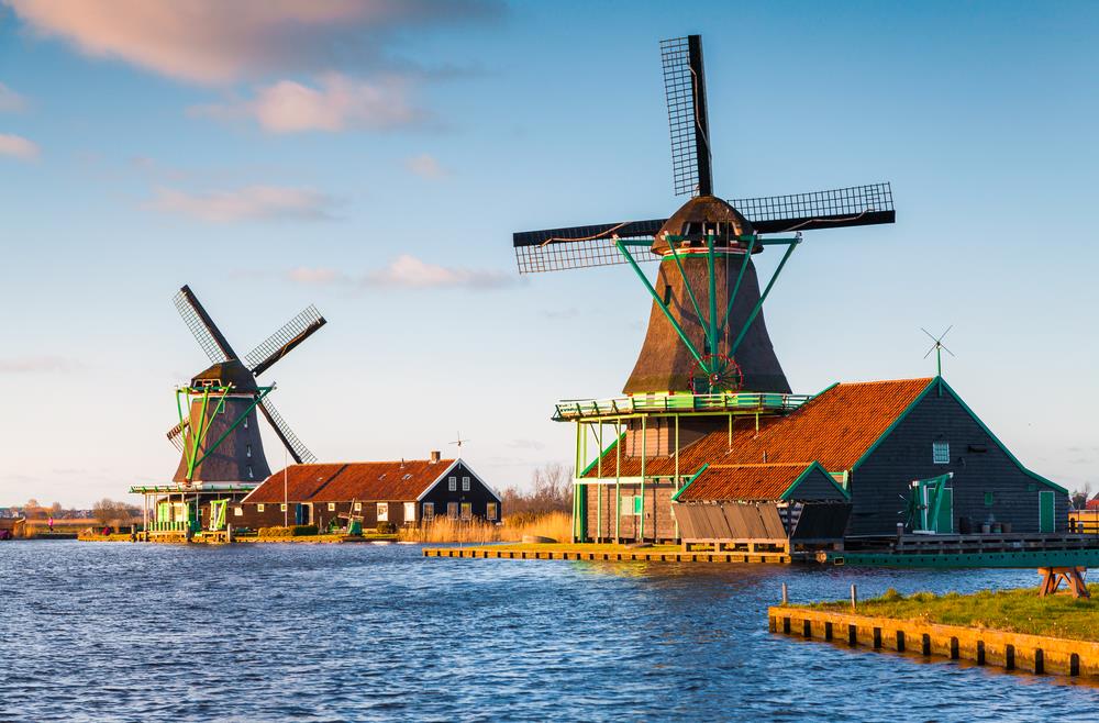 Volendam,-Marken,-Edam-and-Windmills-Private-Trip-1