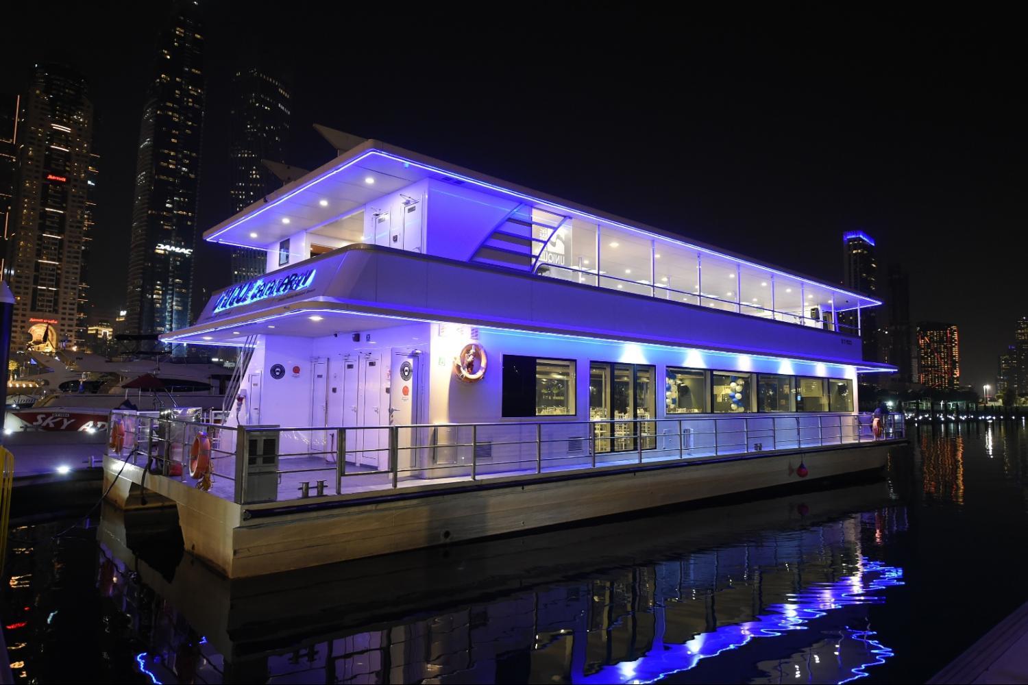 Catamaran-Dinner-Cruise-in-Dubai-Marina-1