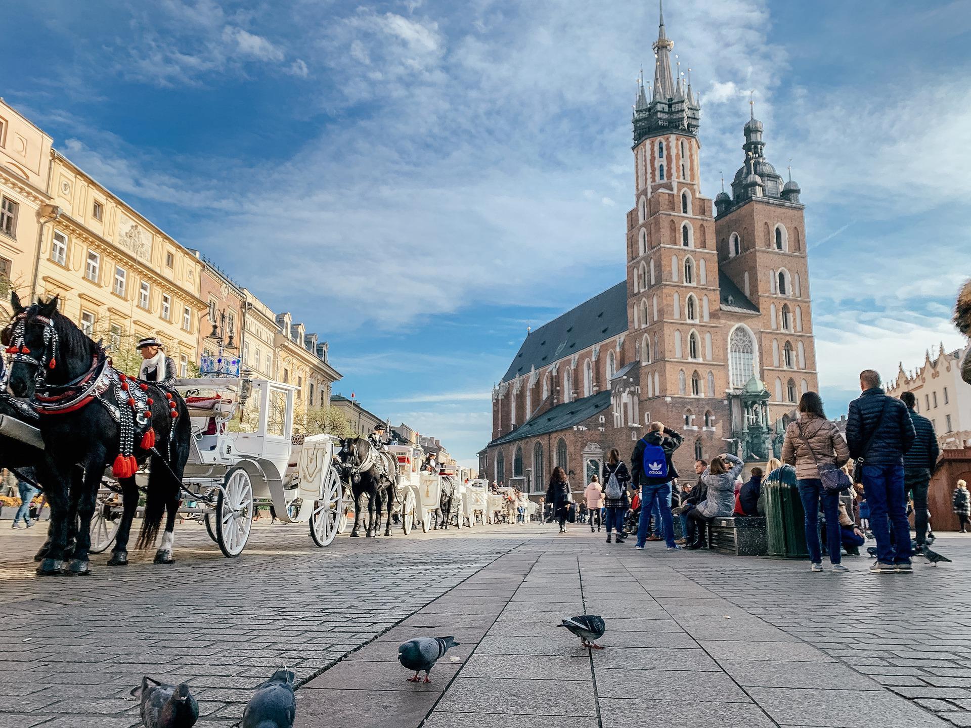 Krakow-Grand-Tour.-Guided-Walking-City-Tour-4
