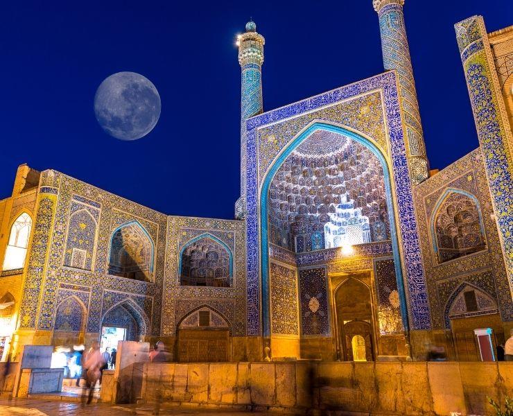 Free-Tour-por-la-Plaza-de-Naqsh-e-Yahan-de-Isfahan-3