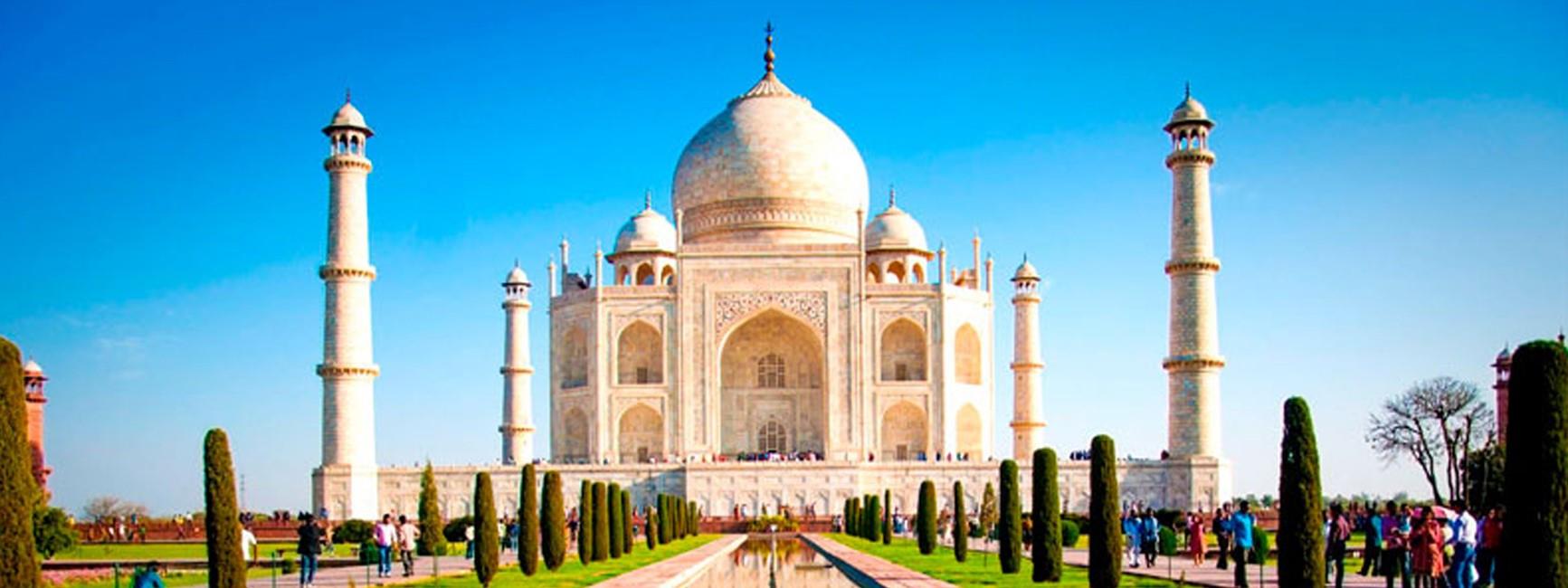 Excursion-Taj-Mahal-en-Gatimaan-Express-1
