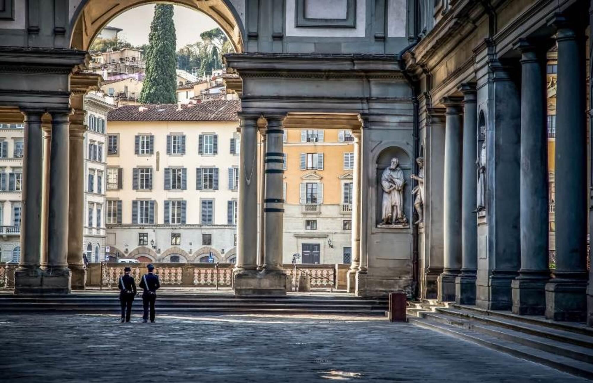 Uffizi-Gallery-Guided-Tour-without-Ticket-2