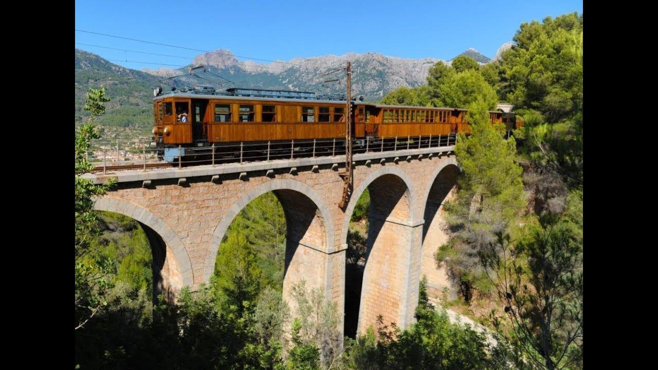 Private-excursion-to-Soller-by-train-and-tram-5