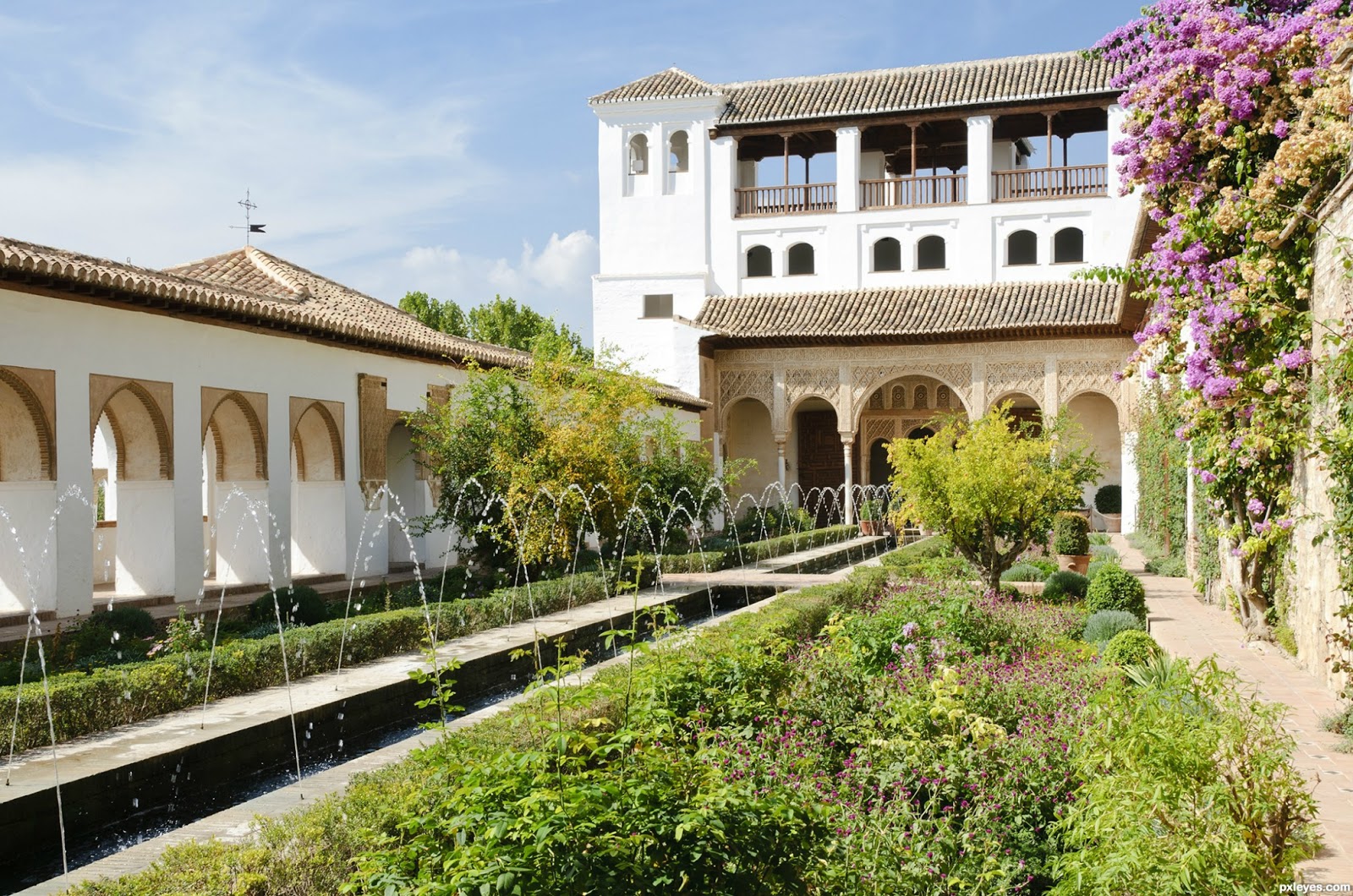 Alhambra Experience, Palacio Carlos V and Alcazaba