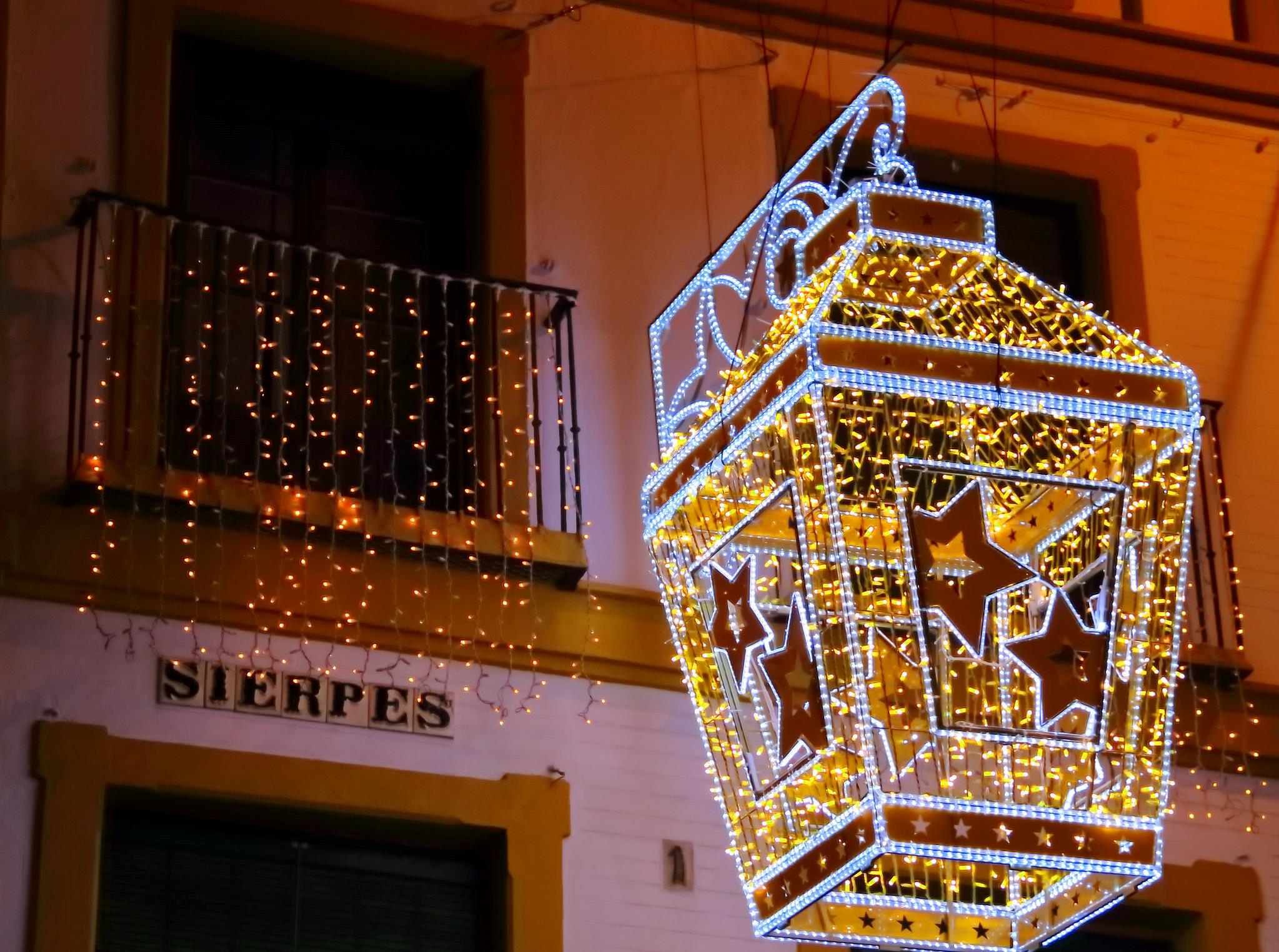 Tour-of-the-Christmas-lights-in-Seville-1