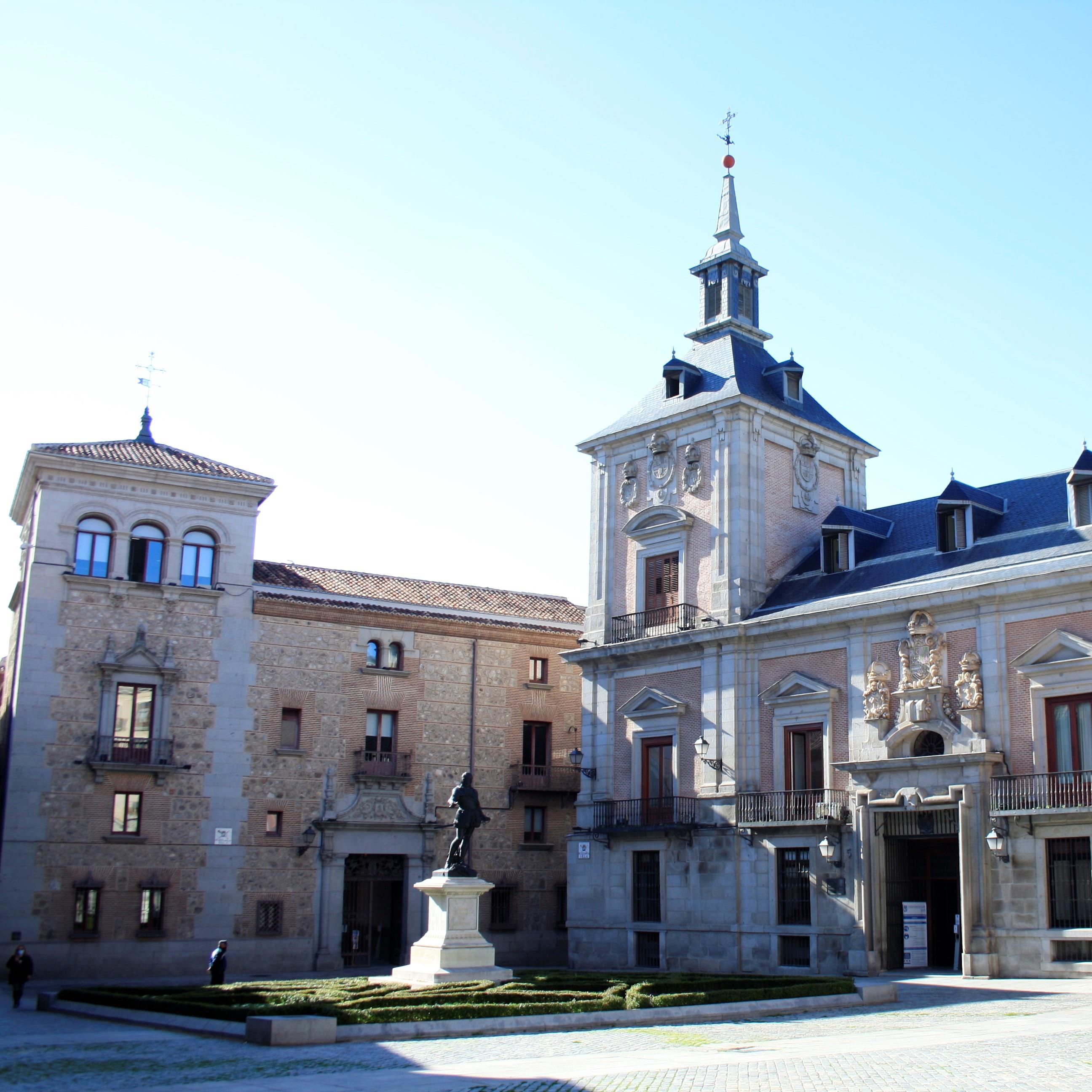Self-guided-Visit:-AdvenTour-in-Madrid-1