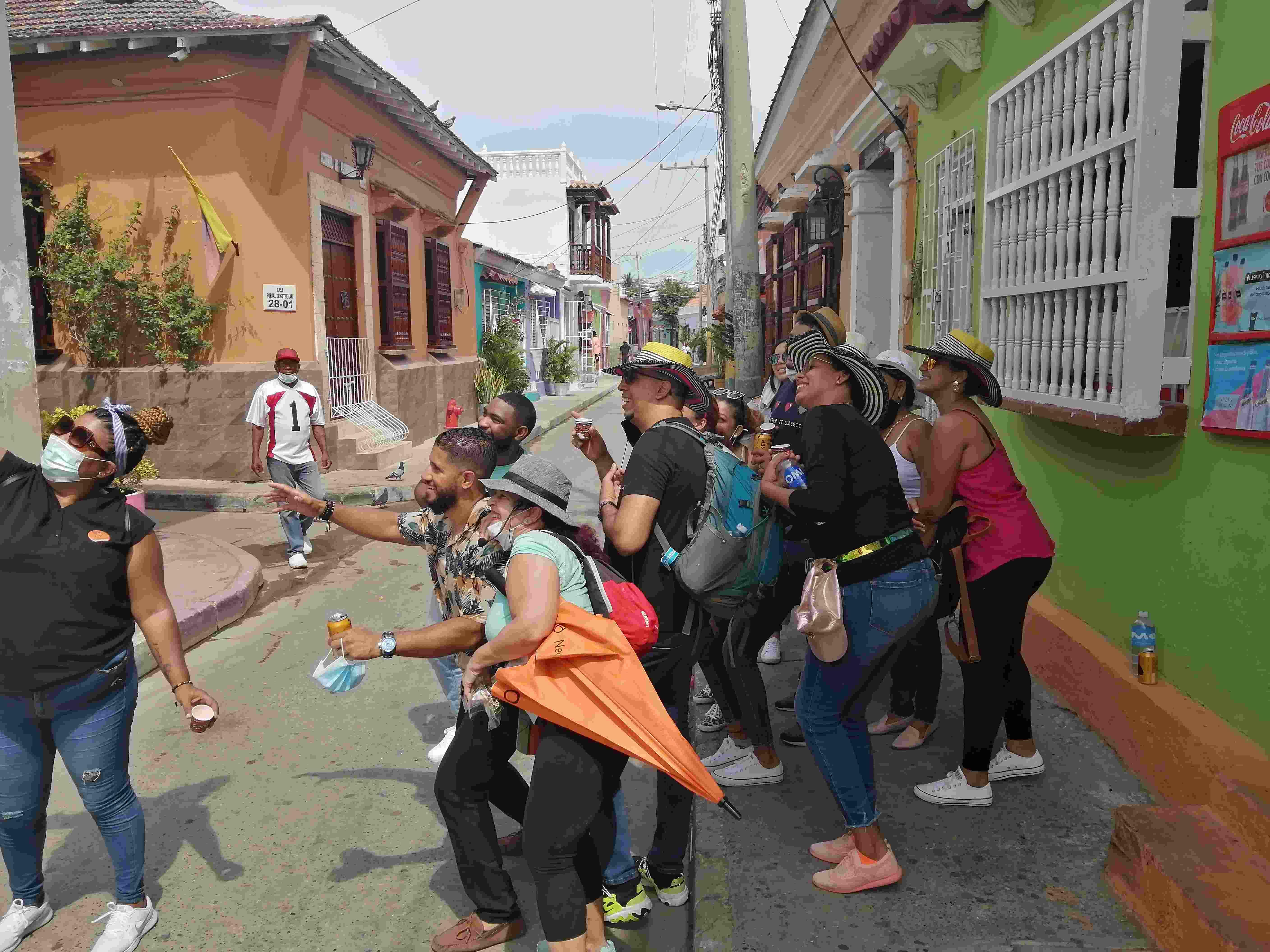 Free-Tour-HISTORIC-CARTAGENA-AND-GETSEMANI:-2-in-1-1