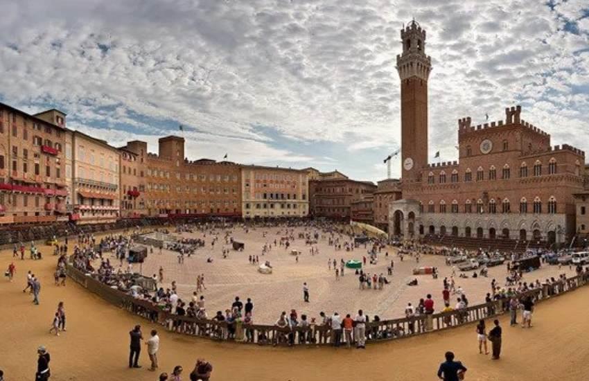 Special-Event:-Siena’s-Palio-Horse-Race-4
