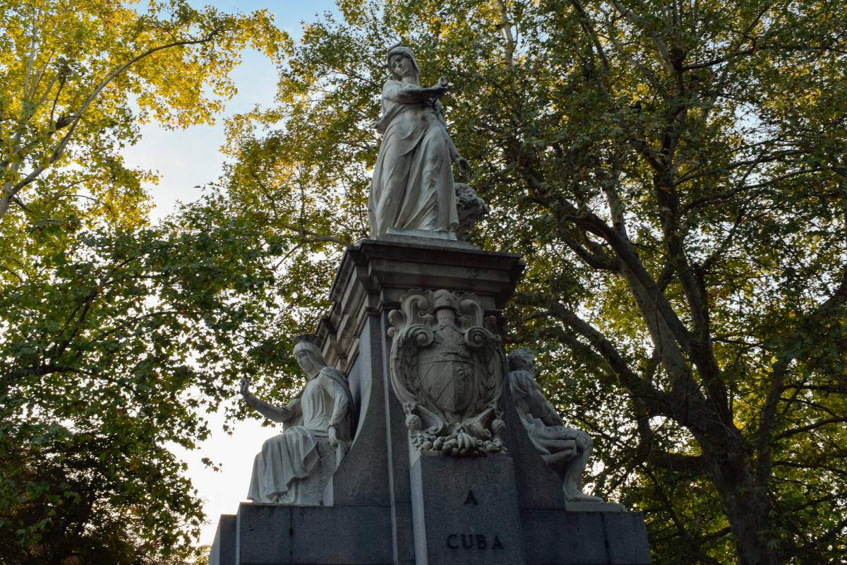 Retiro-park:-secrets-and-history-2