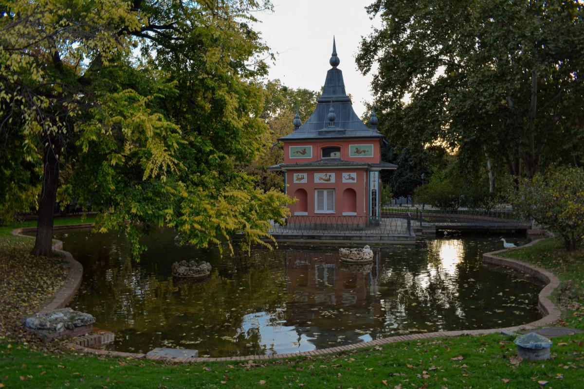 Retiro-park:-secrets-and-history-1