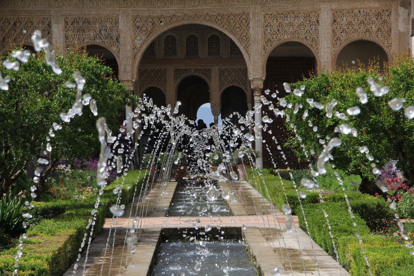 Alhambra-and-Nasrid-Palace-Experience-in-Granada-5