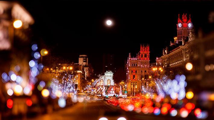 madrid-christmas-lights-by-bus-tour-3