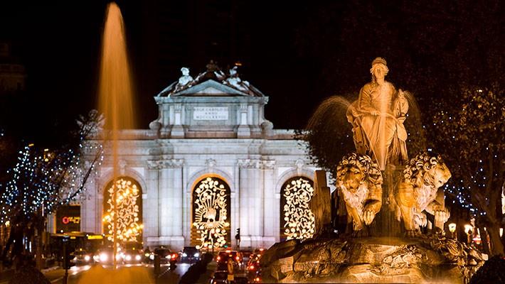 madrid-christmas-lights-by-bus-tour-2