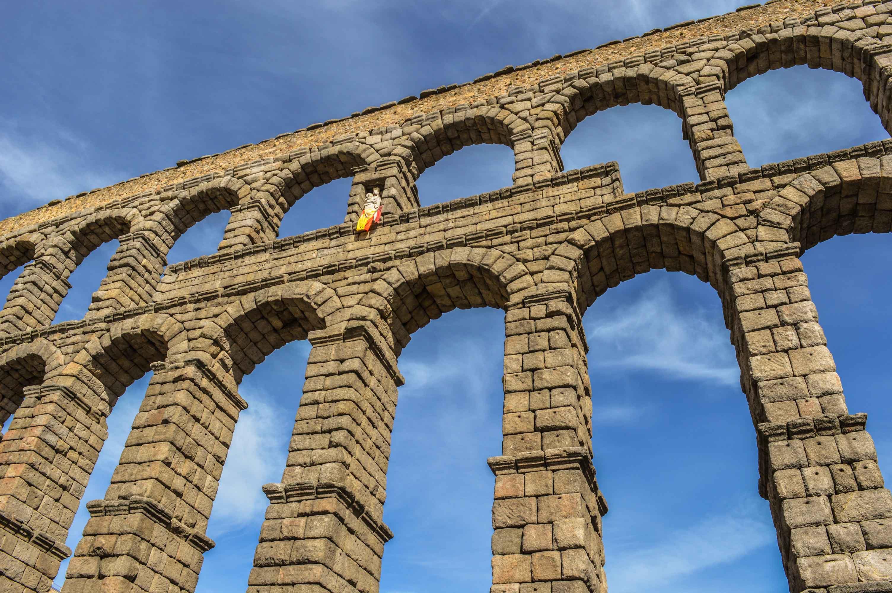 Segovia-Free-Tour-the-city-Step-by-Step-1