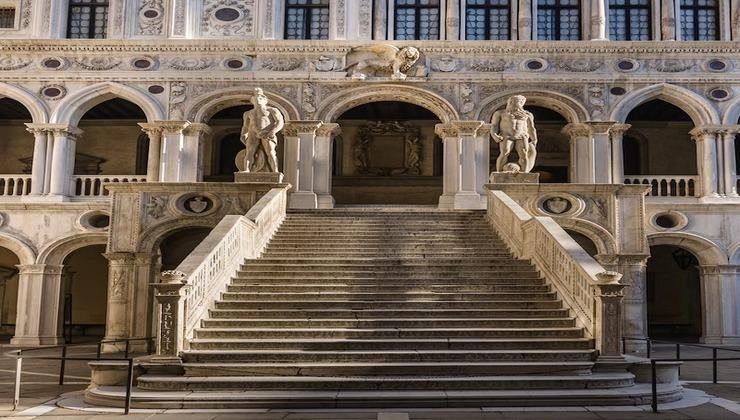 Doges-Palace-Tour-and-Skip-The-Line-Ticket-1