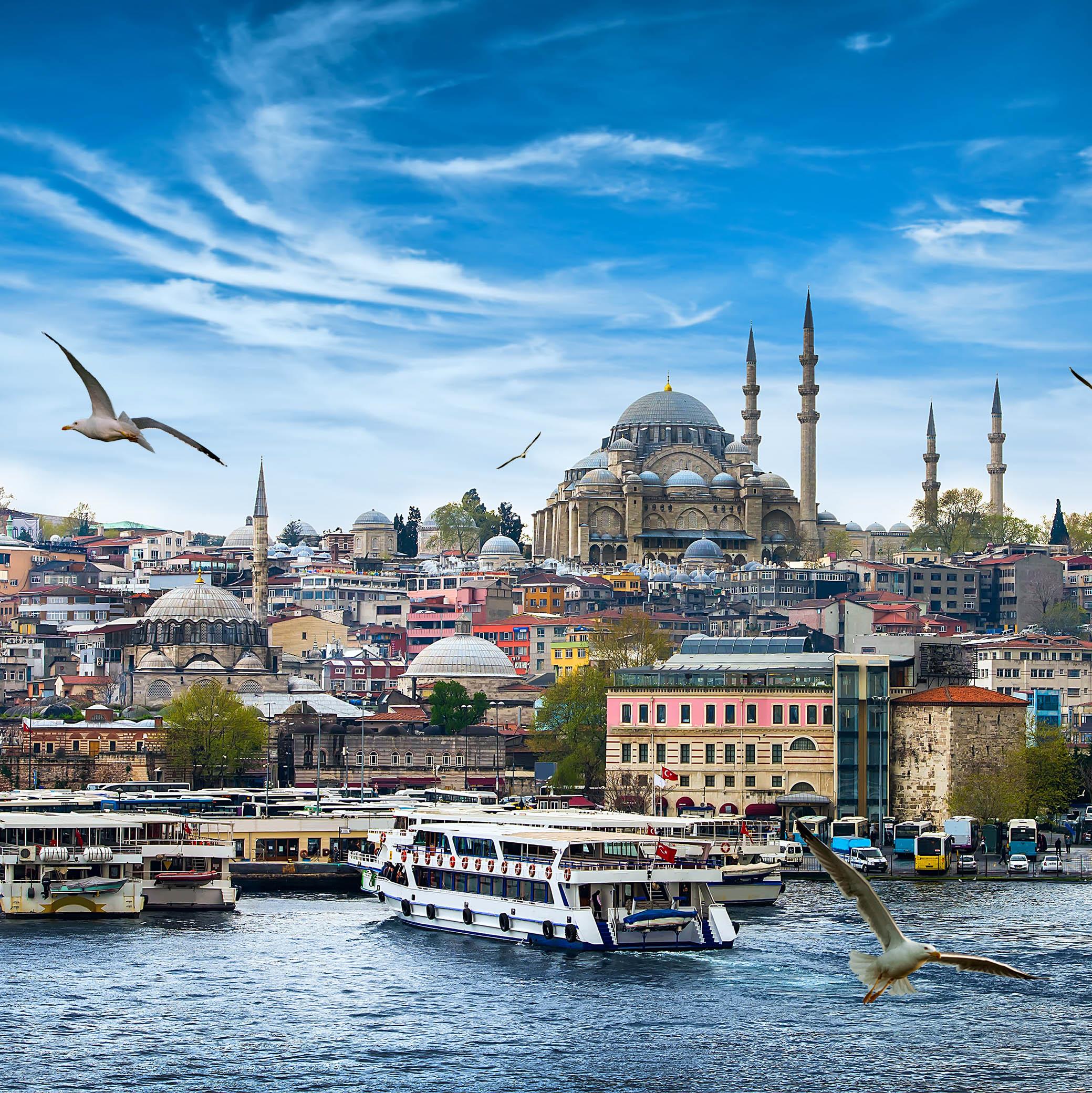 Paseo en Yate Privado por Estambul