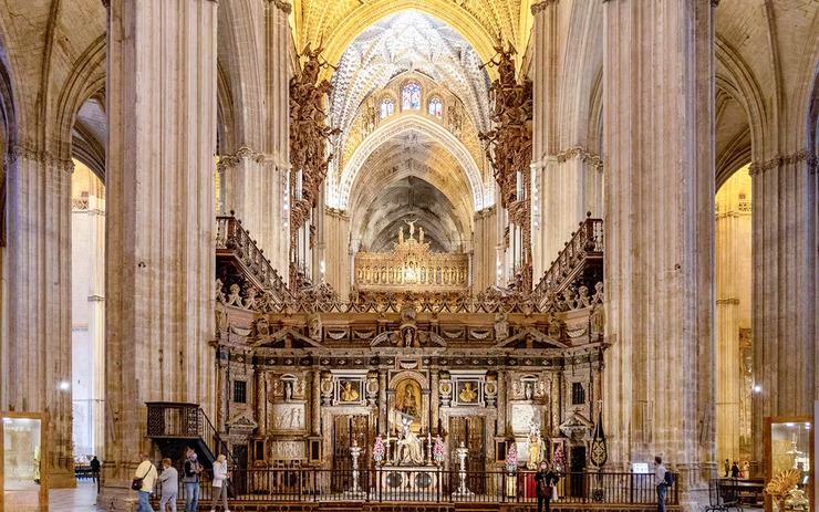 Seville-Offer:-Alcazar-+-Cathedral-+-Giralda-3