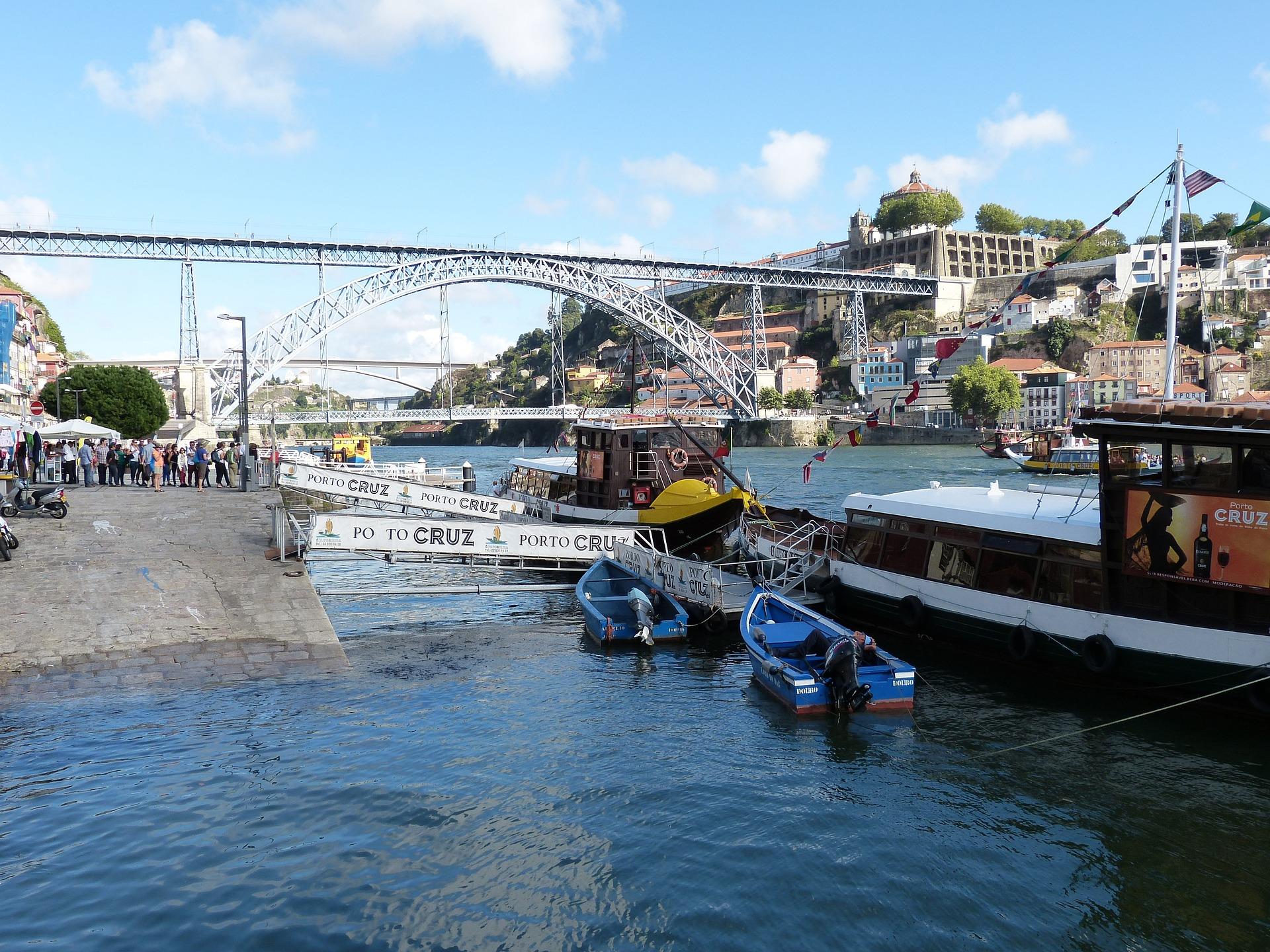 Tour-de-Gaia-a-la-Ribeira-y-Barco-por-el-Duero-2