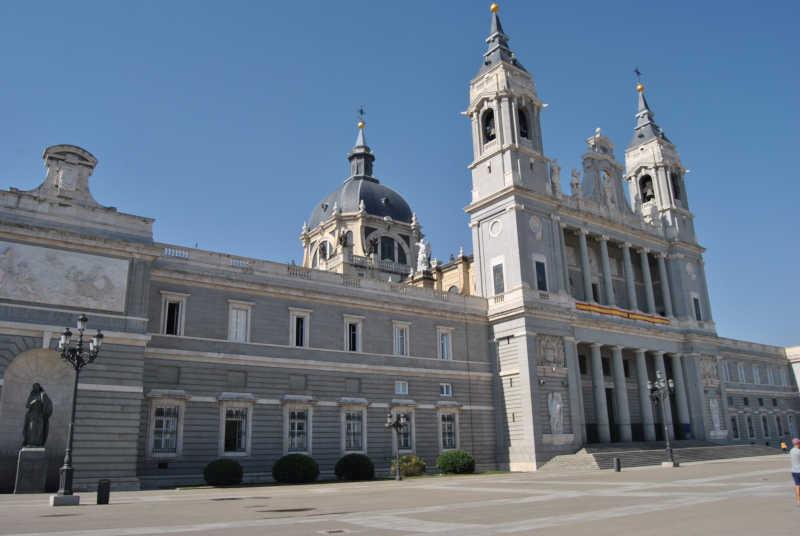 Free-Tour-The-Other-History-of-Madrid-5
