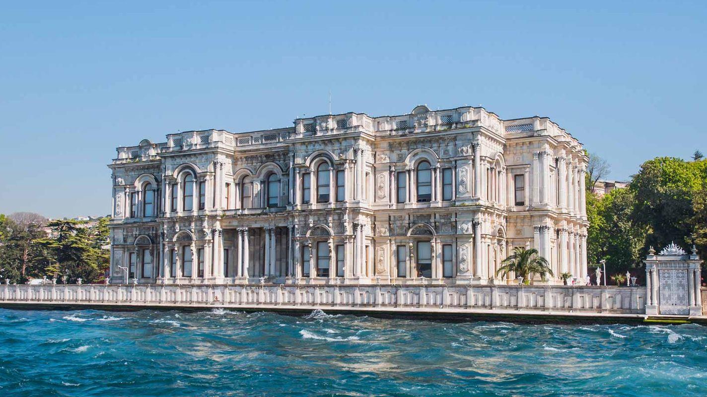 Beylerbeyí Palace, Spice Market and Bosporus