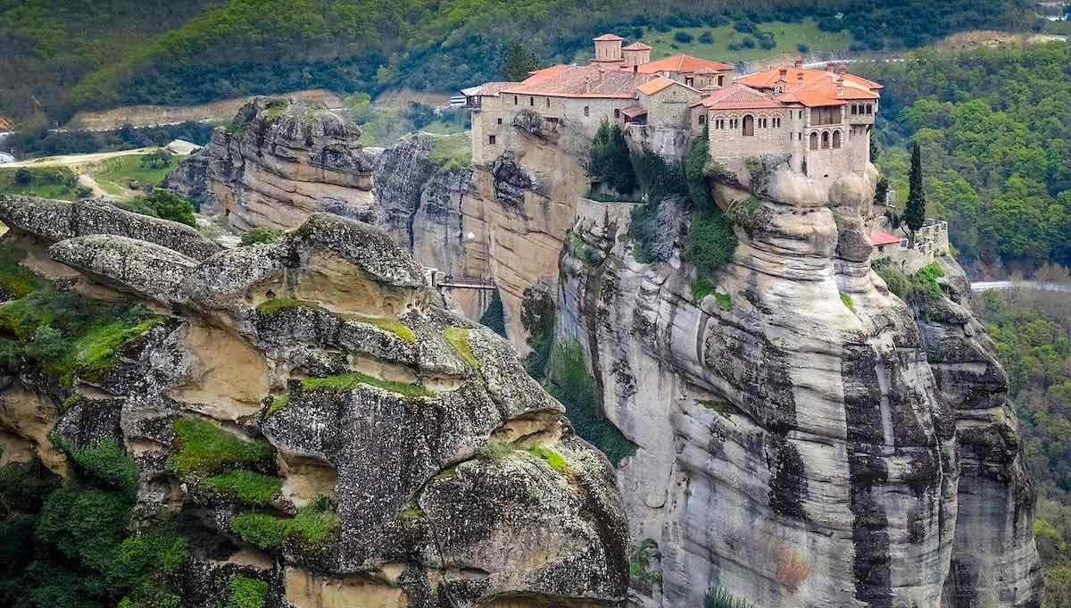 Delphi-and-Meteora-in-2-days-1