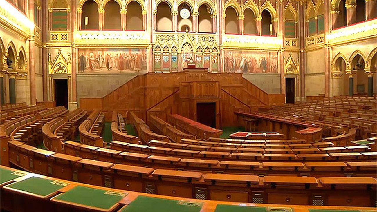 budapest-parliament-tour-11