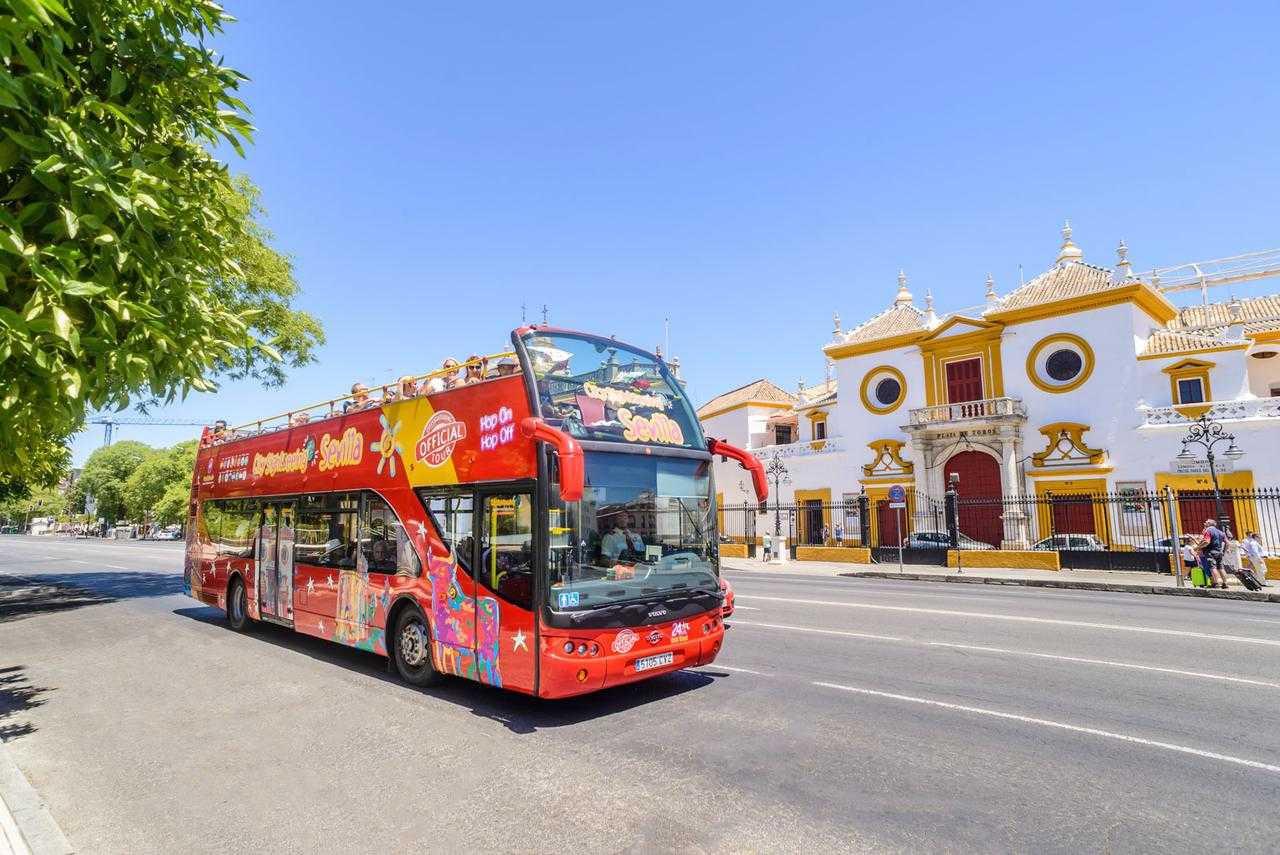 Autobus-Turistico-de-Sevilla-4