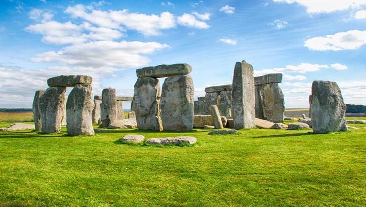 Stonehenge-Day-Trip-from-London-4