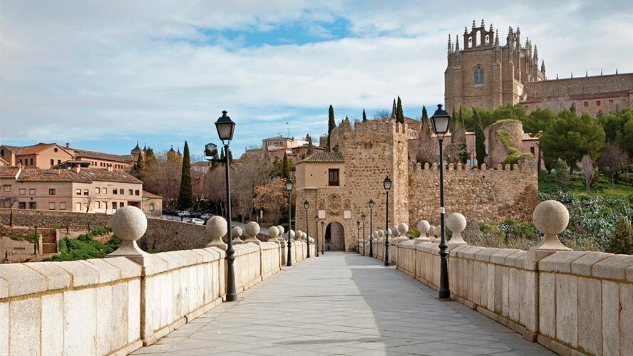 Discover: Alcántara Bridge in Toledo
