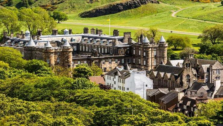 Holyroodhouse-Palace-Tickets-1