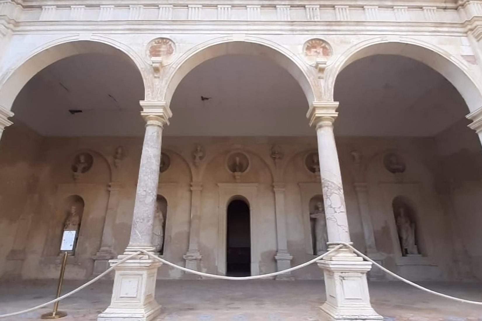 Visita-Guiada-por-la-Casa-de-Pilatos-en-Sevilla-15