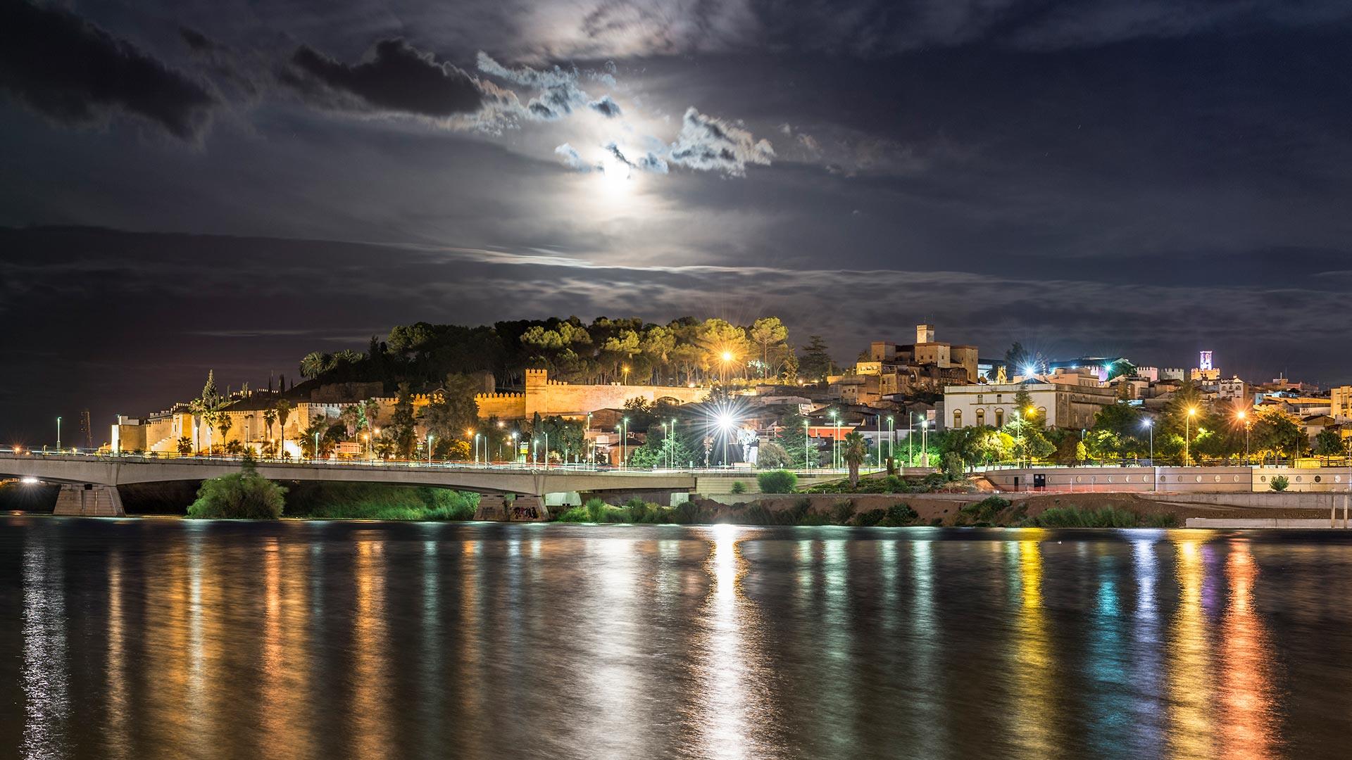 Free-Tour-Leyendas-y-Misterios-de-Badajoz-1